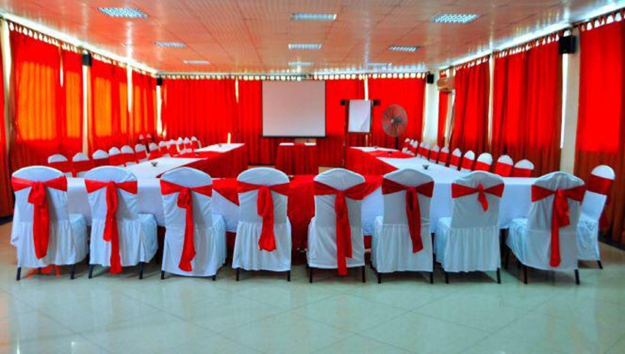 Sai Rock Beach Hotel & Spa Bamburi Zewnętrze zdjęcie